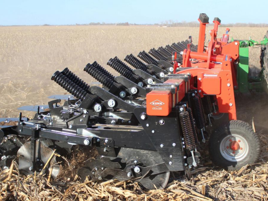 KUHN Krause Gladiator - сучасний агрегат для strip-till.